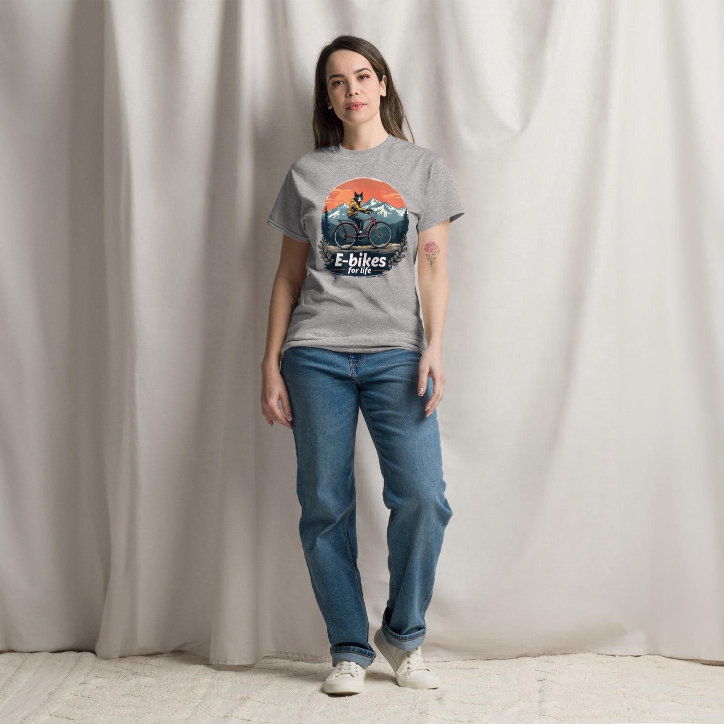 Women's Cats e-bikes for life classic tee